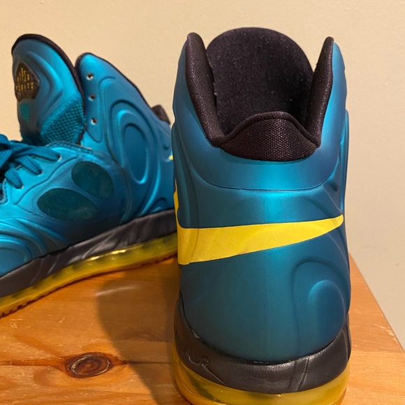 Nike Air Max Hyperposite - Picture 12 of 15